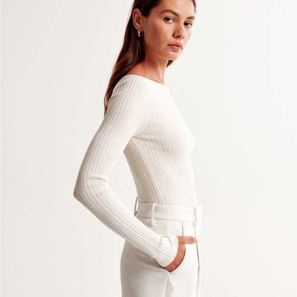 Glossy Slash Sweater Top - Picture 4 of 5